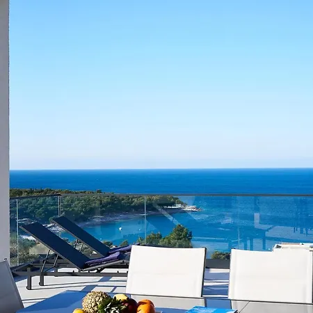 Infinity View