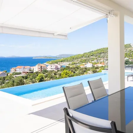 Infinity View Villa