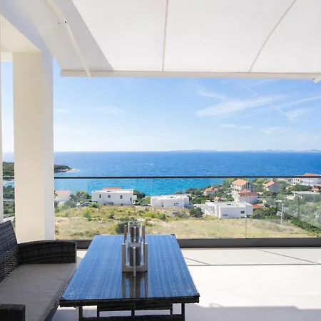 Villa Infinity View