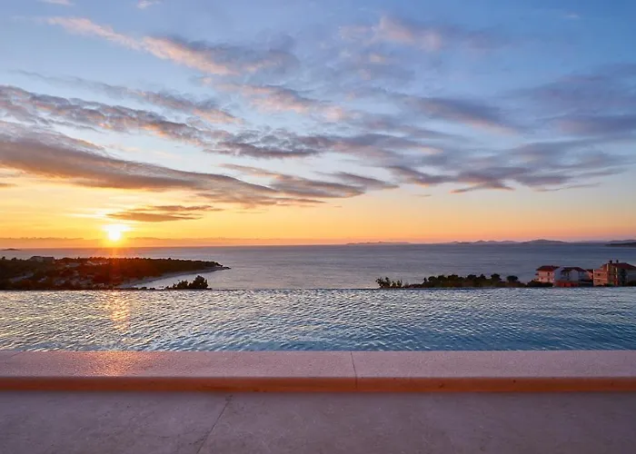 Infinity View Villa *