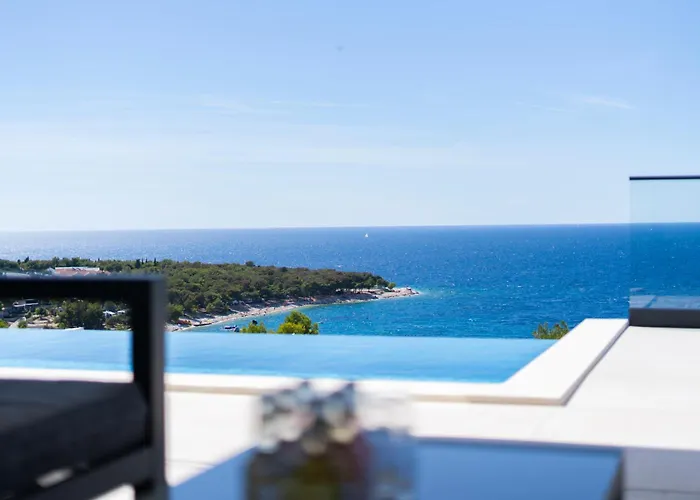 Infinity View Villa *